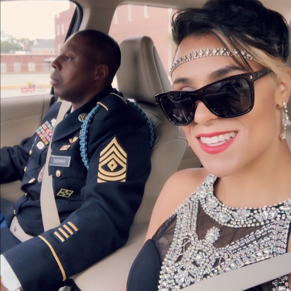 💕Meet your Posher, Evelene! - Picture 2 of 16